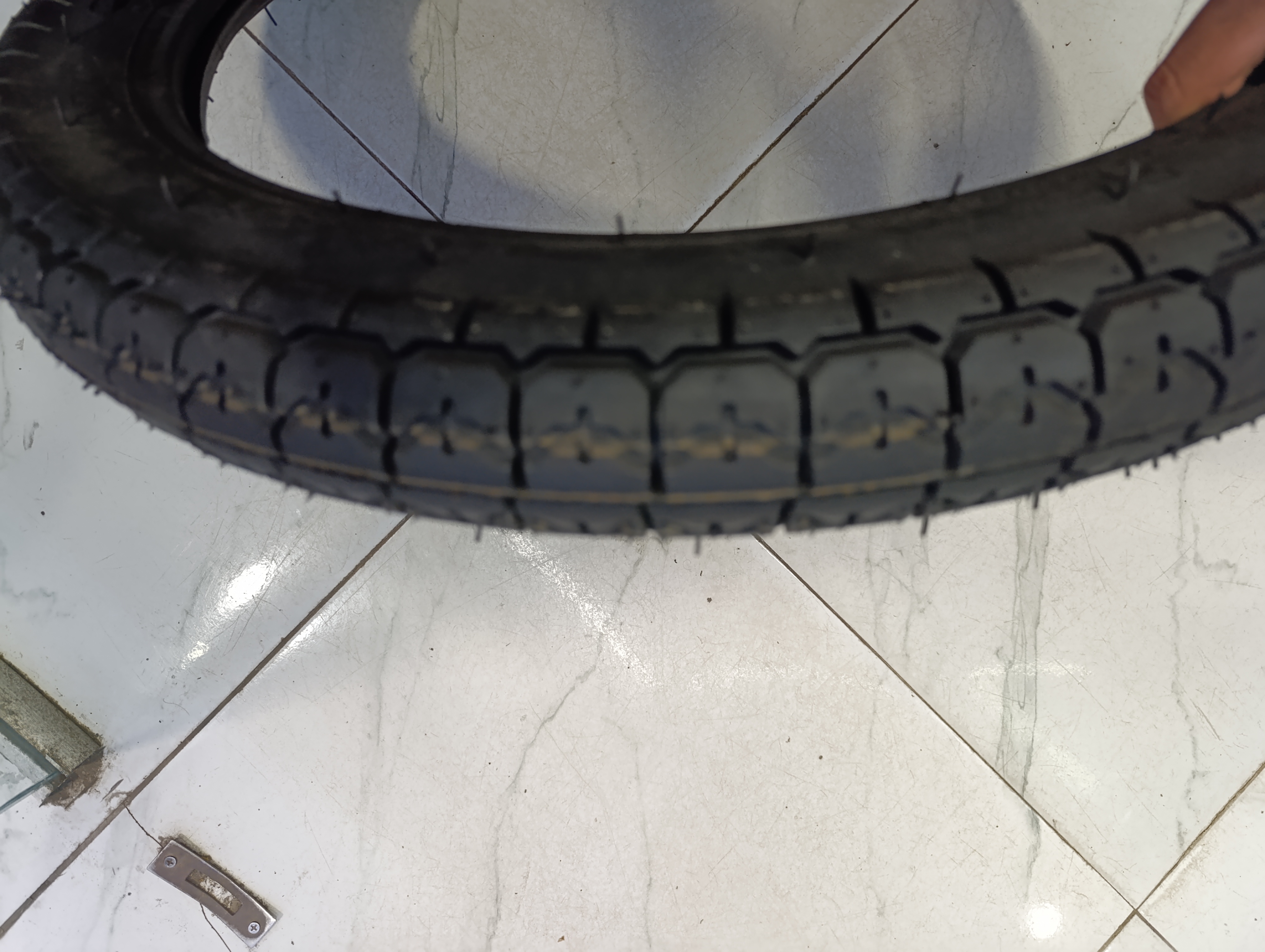 لاستیک عقب هوندا رینگ اسپرت سایز 300ـ18
